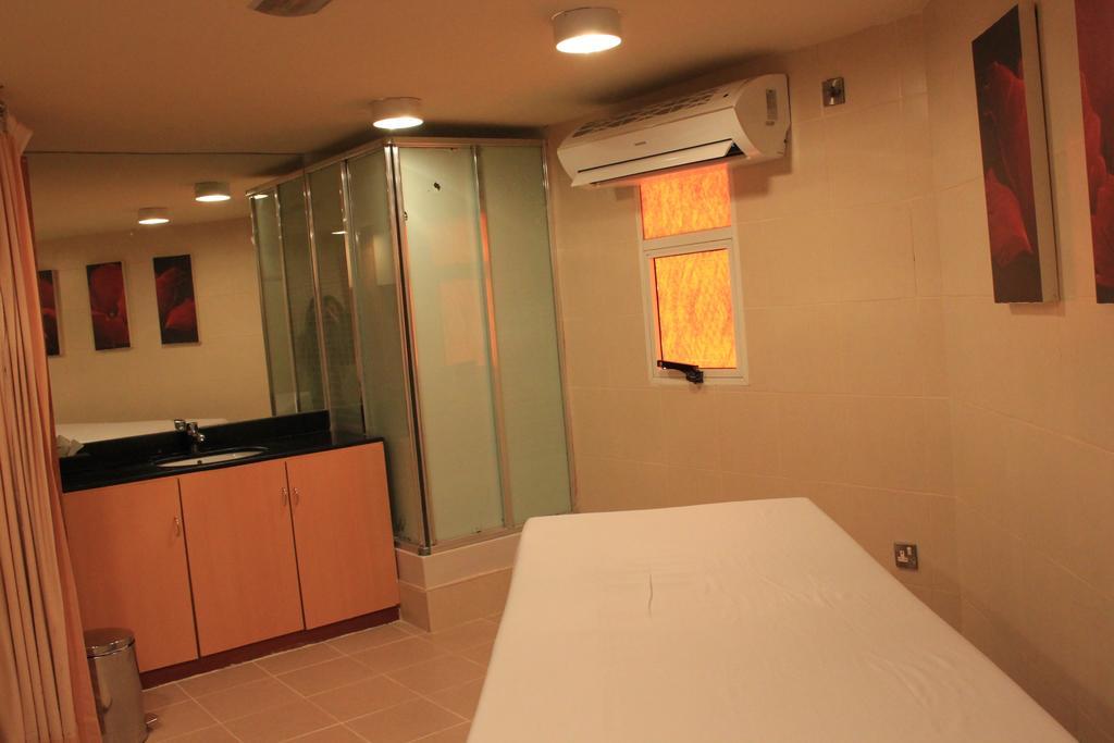 Sea View Hotel Дубай Екстериор снимка