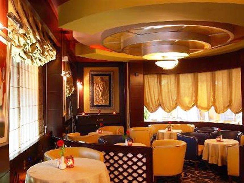 Sea View Hotel Дубай Екстериор снимка