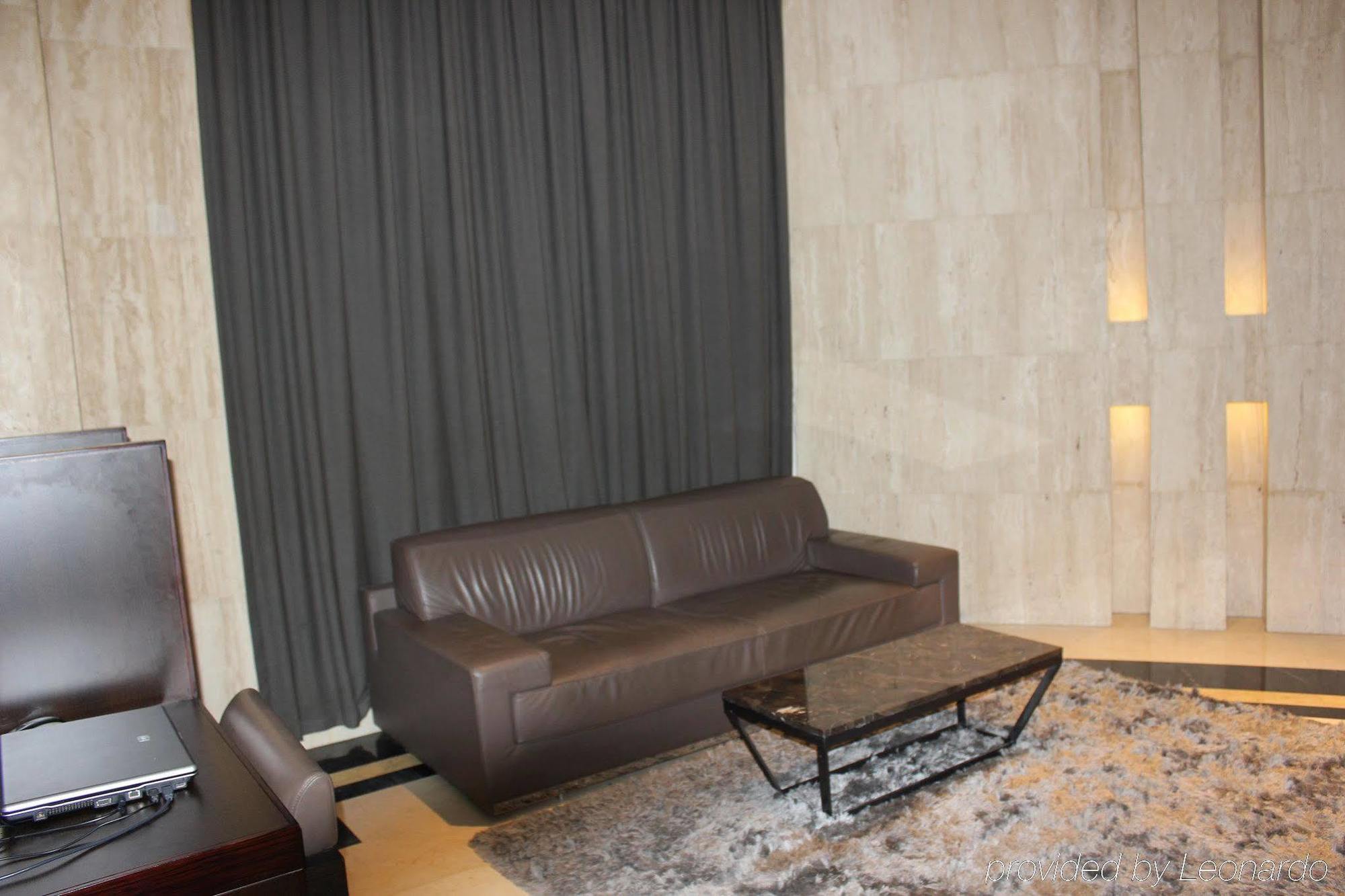 Sea View Hotel Дубай Екстериор снимка